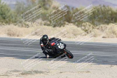 media/Dec-07-2025-CVMA (Sun) [[3e7d2de5dc]]/Race 7-Formula Lightweight Twins Shootout/